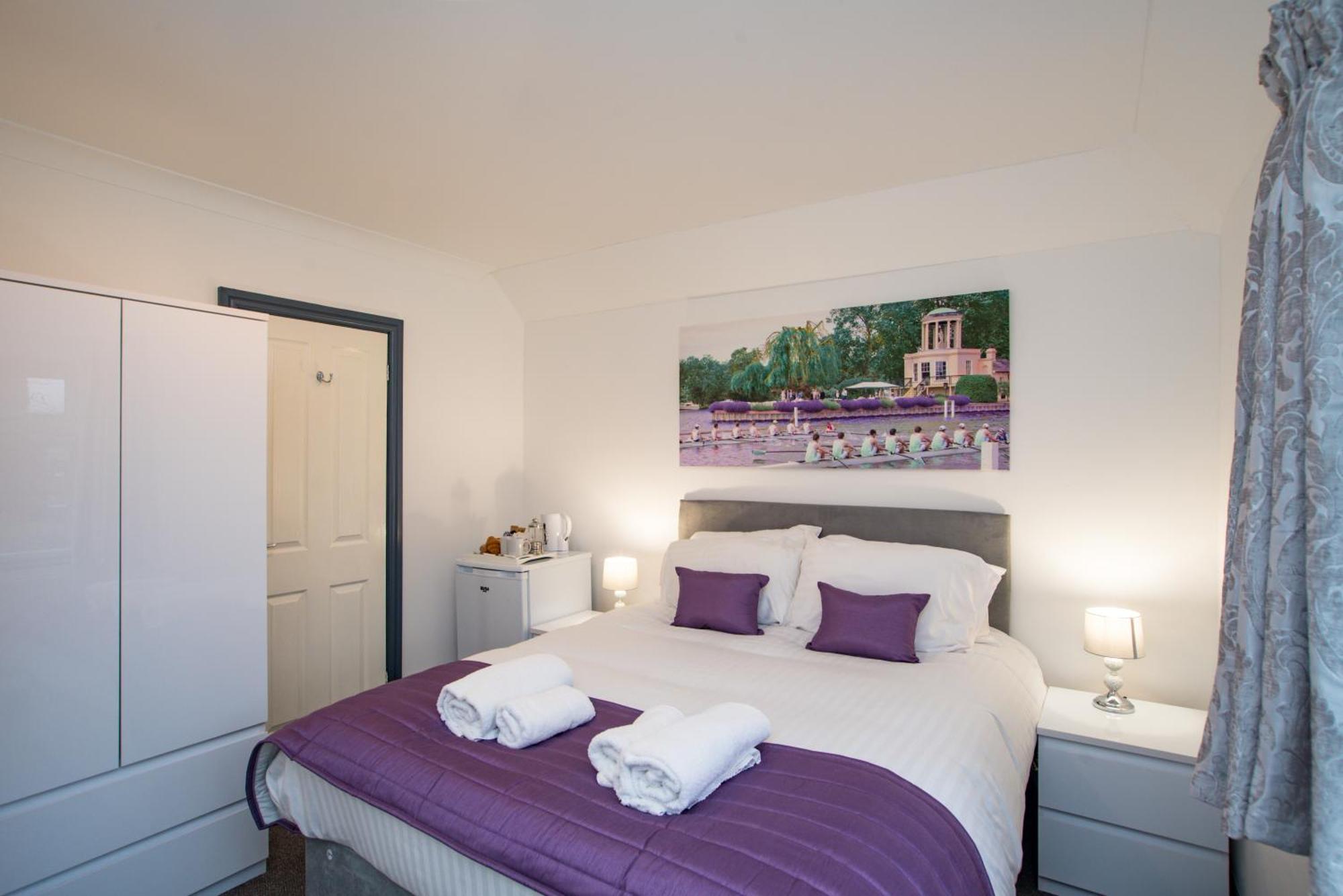 Wilson Lodge Maidenhead Bagian luar foto